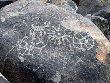 Saguaro_National_Park_Petroglyph.jpg